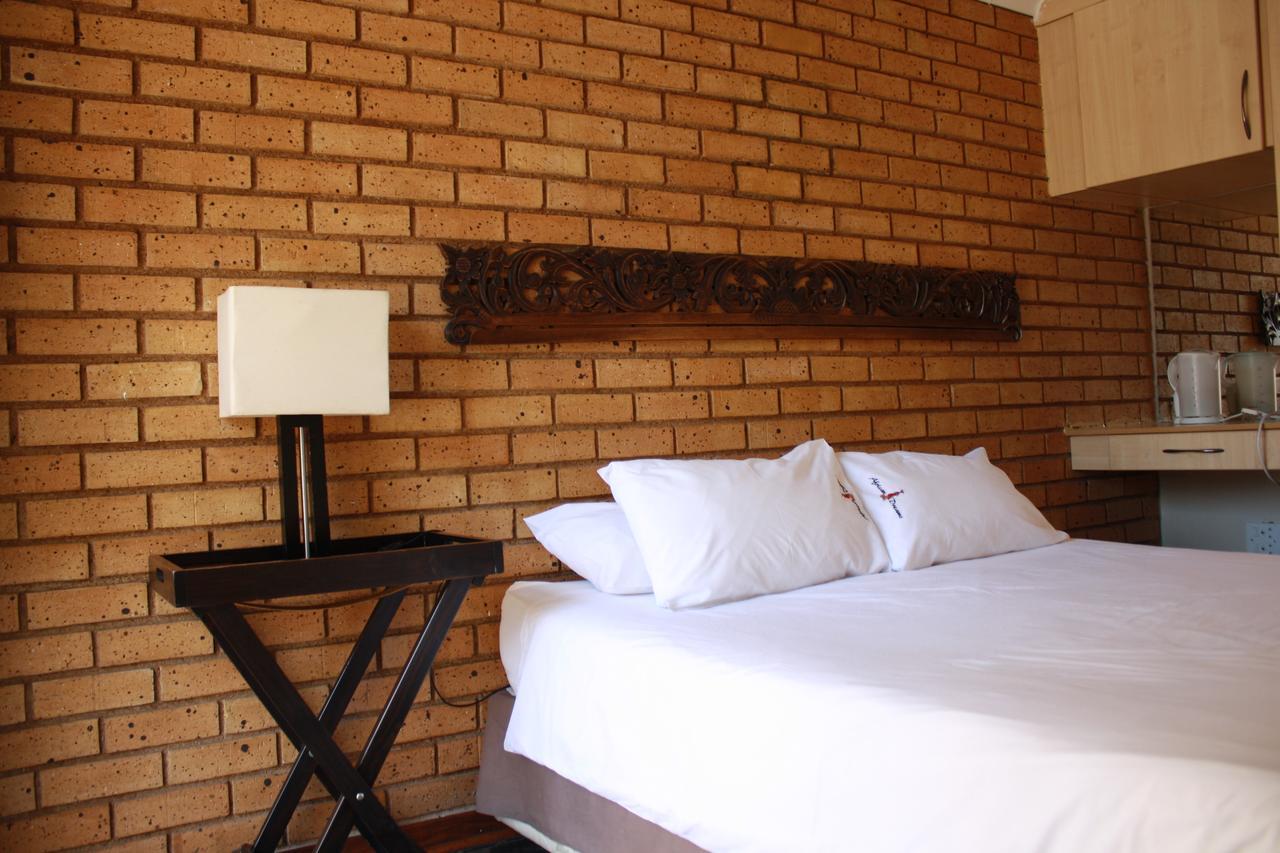 African Dreams Lodge Kempton Park Room photo